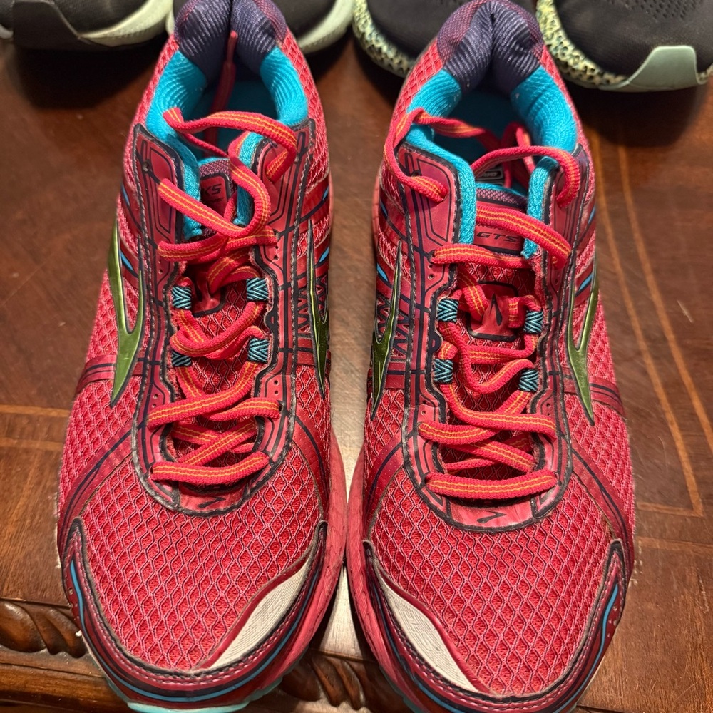 Brooks Turquoise and Red Running Shoes